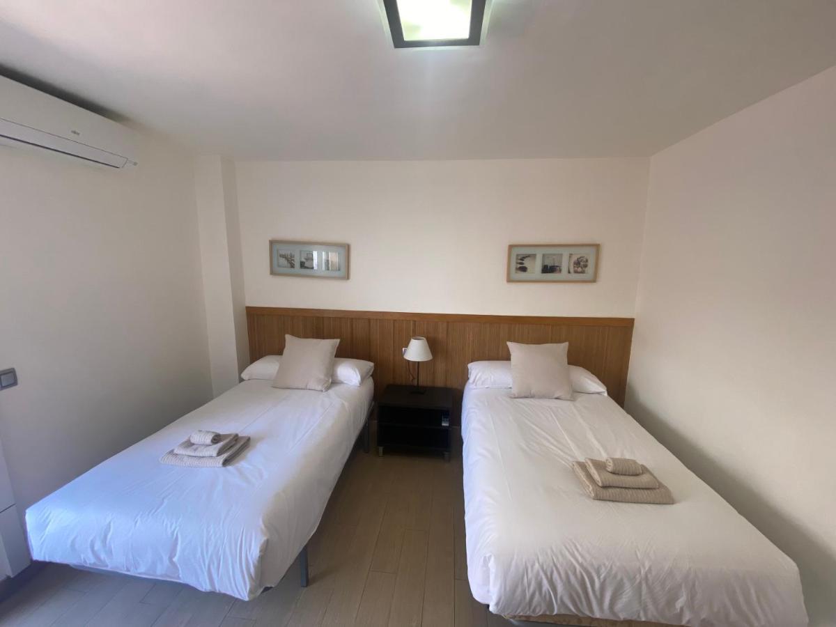 Albamar Frontline Beach Apartment 3 Bedrooms Fuengirola Kültér fotó